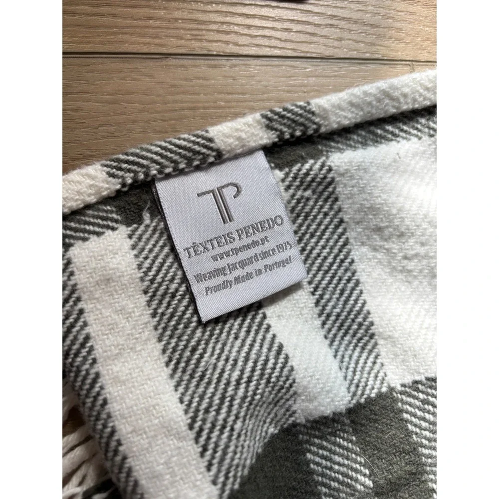 TEXTEIS PENEDO Oversized Throw Blanket Green Ivory Plaid Fringe Portugal 50x60